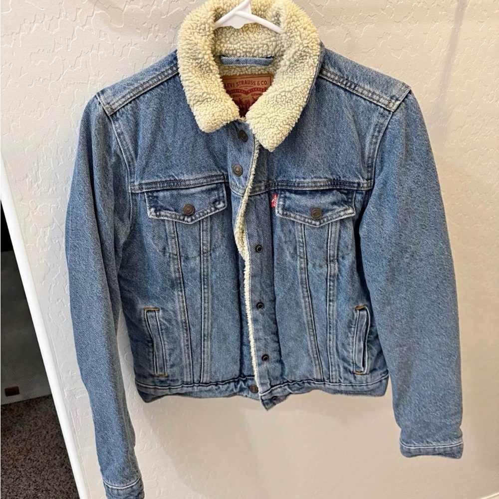 Levi's Blue Denim Jacket with Cream Sherpa Collar